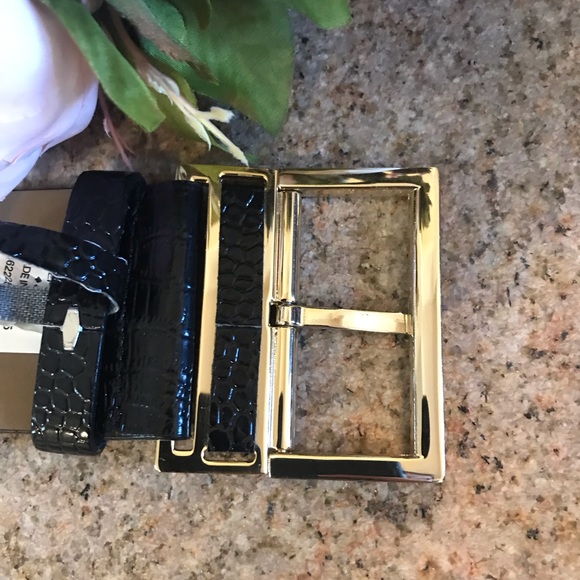 Banana Republic black belt- - size small - Picture 6 of 8